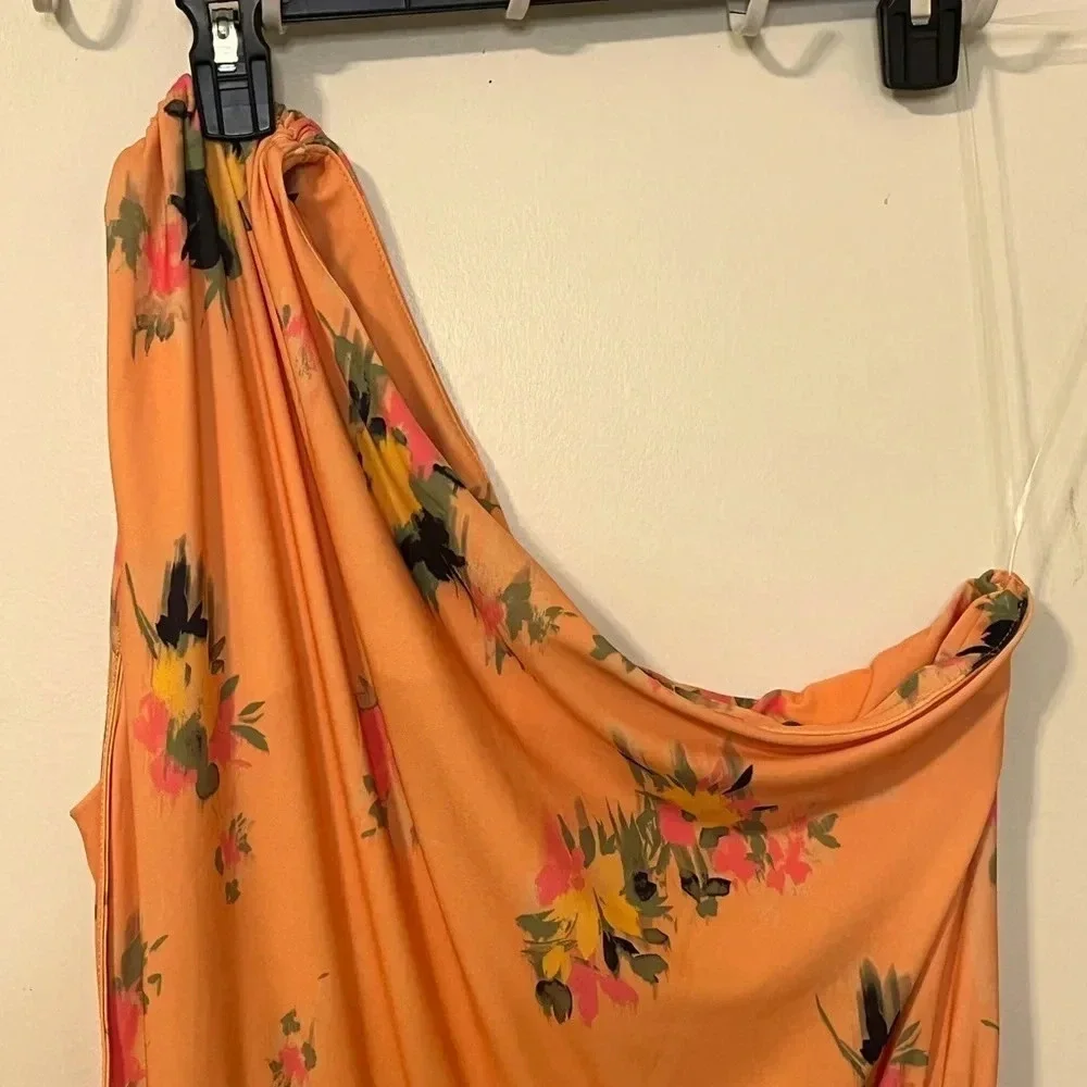 Steve Madden Matte Jersey Floral flattering one shoulder midi dress. Size XL - Picture 6 of 17
